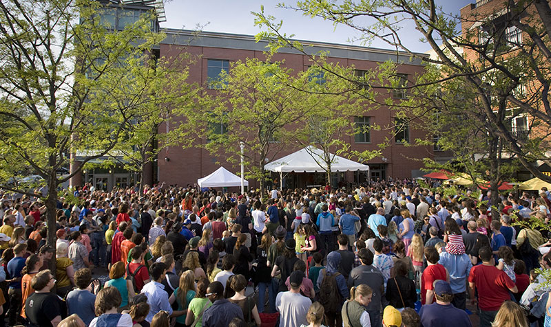 They Might Be Giants concert, Record Store Day, 2012. Co-sponsored by the Princeton Public Library. Photo credit: Michael Mancuso
